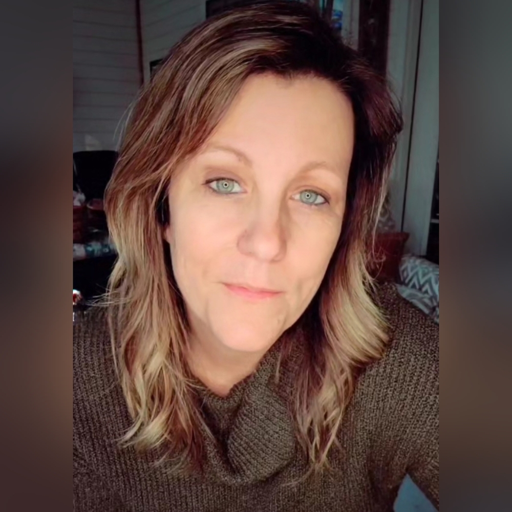 Meet your Posher, Marsha